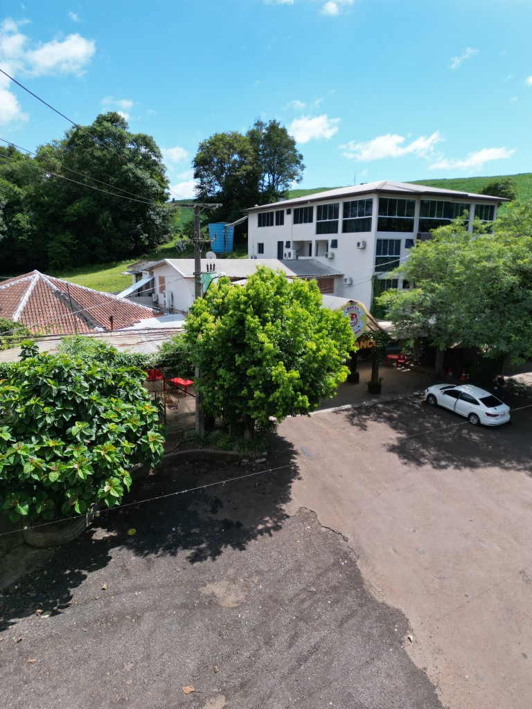 HOTEL E RESTAURANTE À VENDA EM RONDINHA-RS