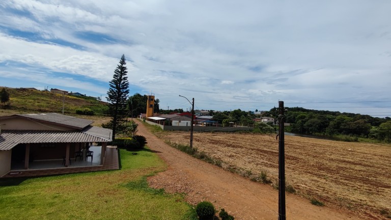 CASA EM FASE DE CONCLUSÃO DE 295 M²
