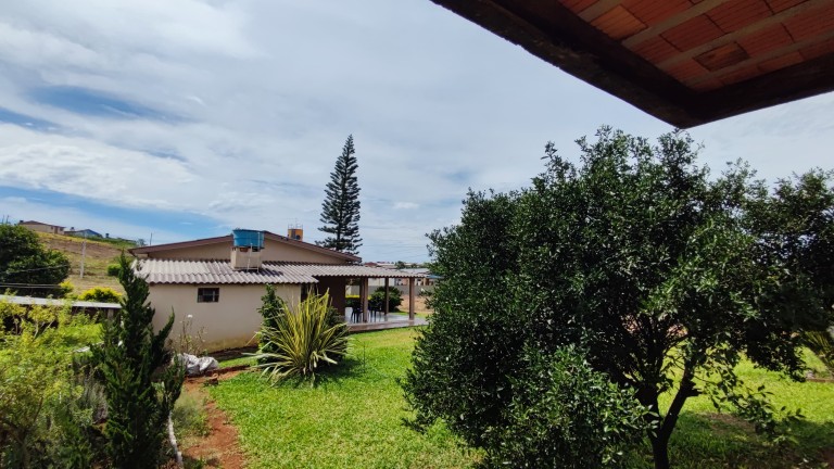 CASA EM FASE DE CONCLUSÃO DE 295 M²