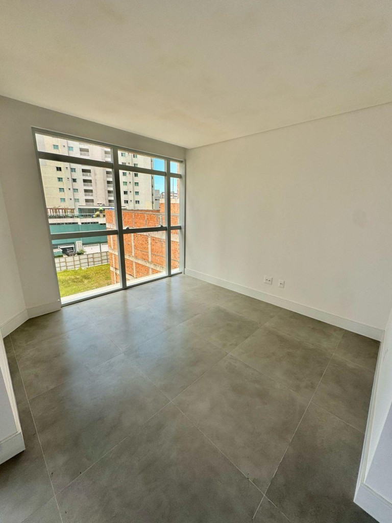 APARTAMENTO NO CENTRO DE ITAPEMA-SC