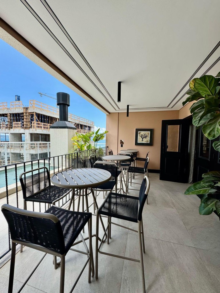 APARTAMENTO NO CENTRO DE ITAPEMA-SC