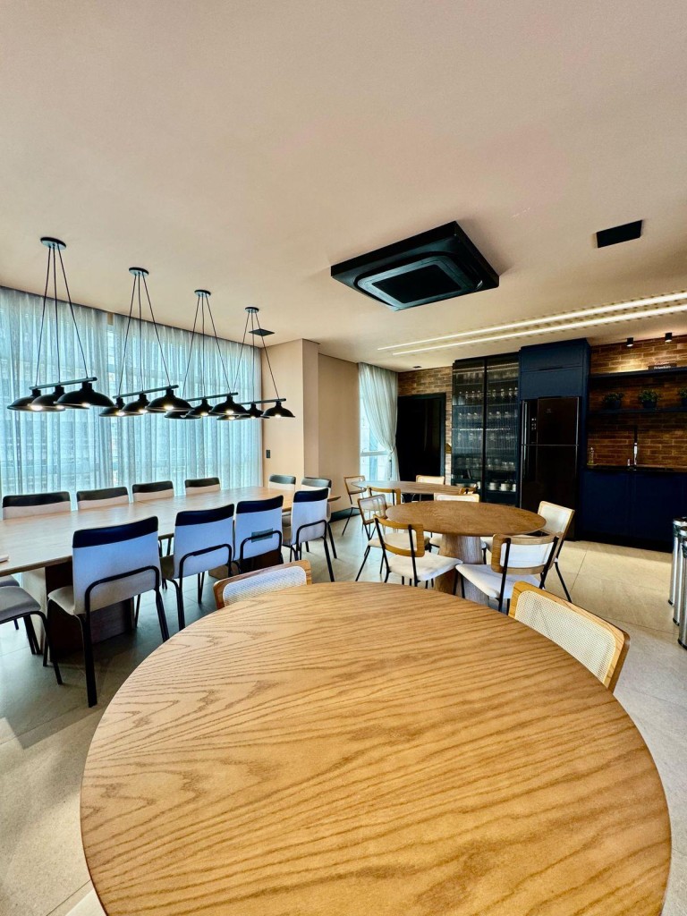 APARTAMENTO NO CENTRO DE ITAPEMA-SC