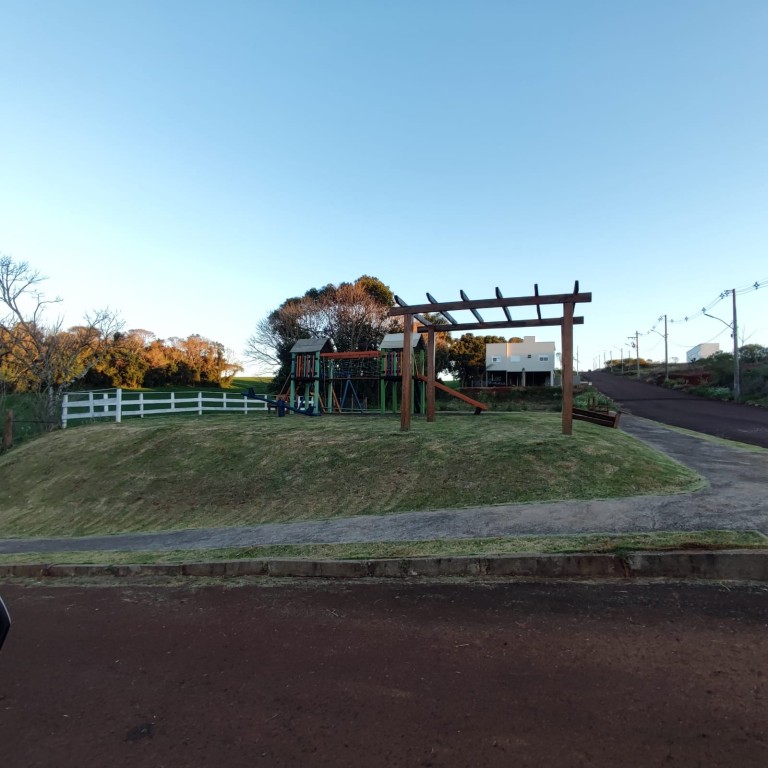 TERRENO DE 317 M² EM CONSTANTINA-RS