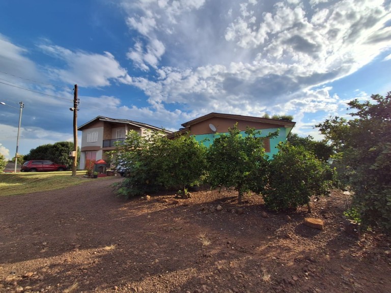 DUAS CASAS EM SÃO JOSÉ DAS MISSÕES-RS