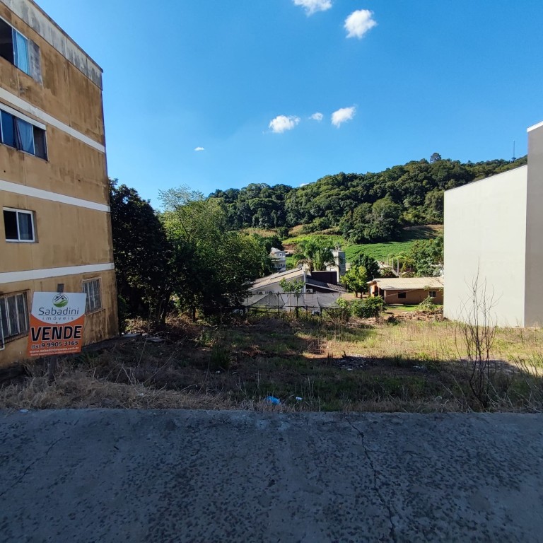 TERRENO DE 325 M² NO CENTRO DE LIBERATO SALZANO-RS