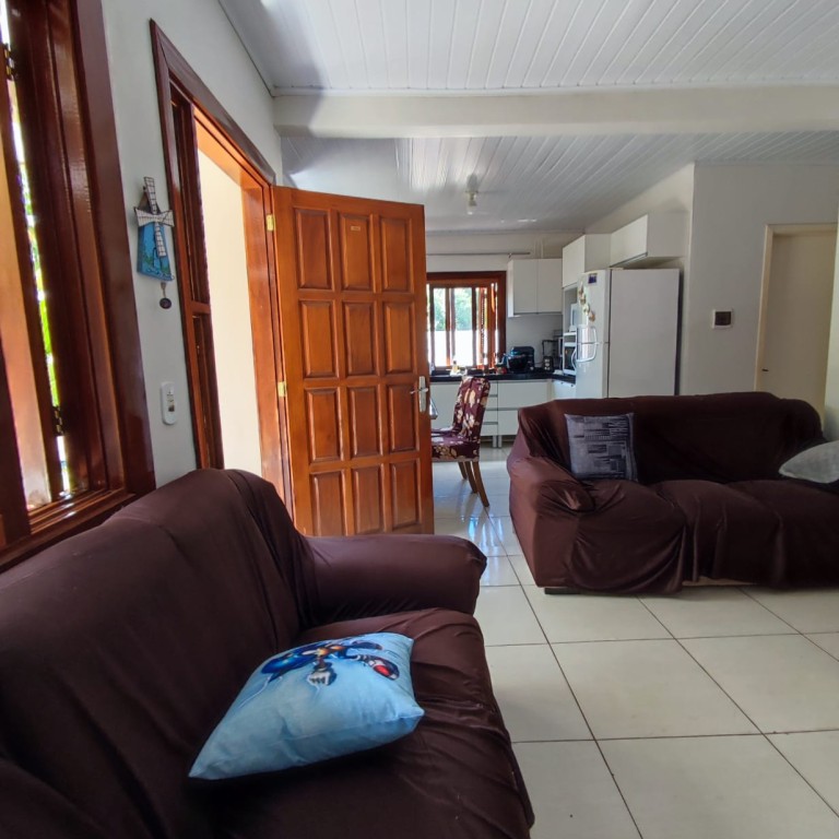 CASA COM DUAS MORADAS EM RONDINHA-RS