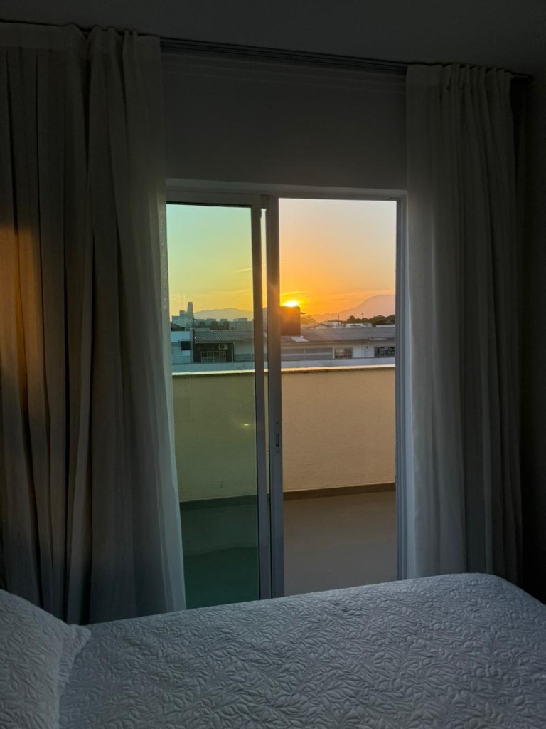 APARTAMENTO MOBILIADO EM PORTO BELO-SC