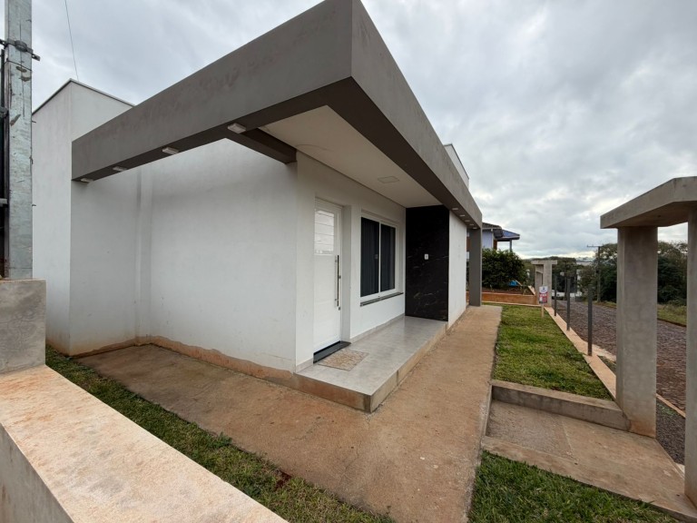 CASA DE 65 M² EM CONSTANTINA-RS