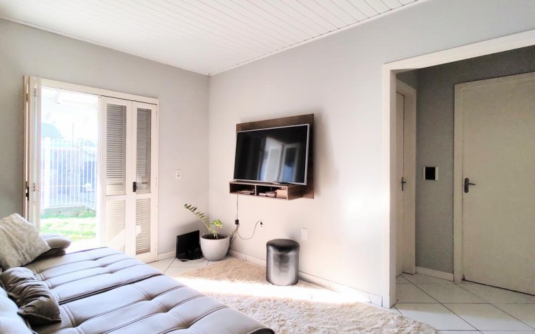 CASA DE 85 M² EM ESTÂNCIA VELHA-RS