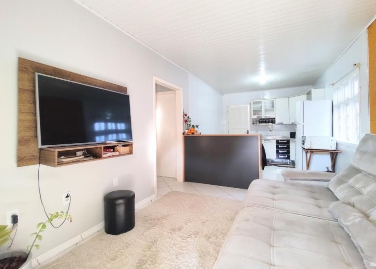 CASA DE 85 M² EM ESTÂNCIA VELHA-RS