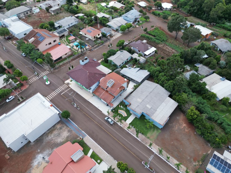 CASA DE 200 M² EM ENGENHO VELHO-RS