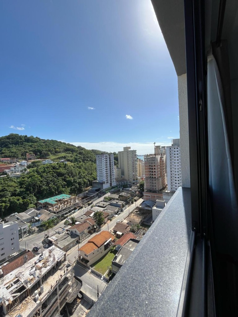 APARTAMENTO SEMI MOBILIADO EM ITAPEMA-SC