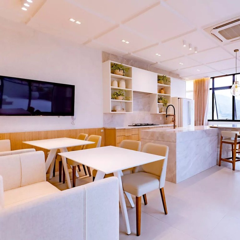 APARTAMENTO SEMI MOBILIADO EM ITAPEMA-SC