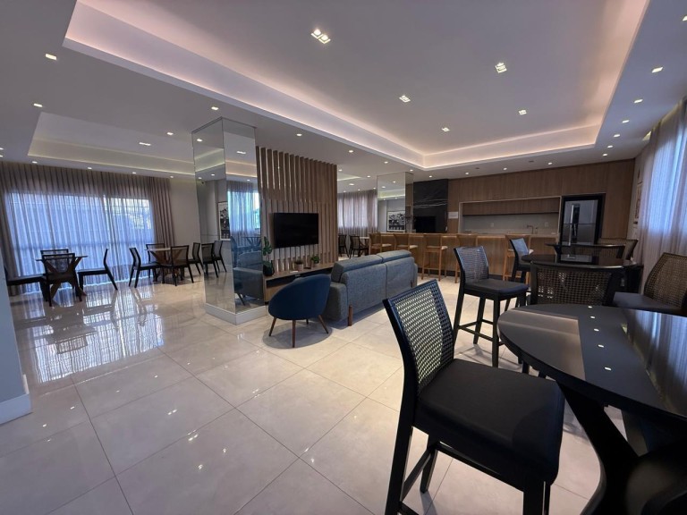 APARTAMENTO MOBILIADO EM ITAPEMA-SC