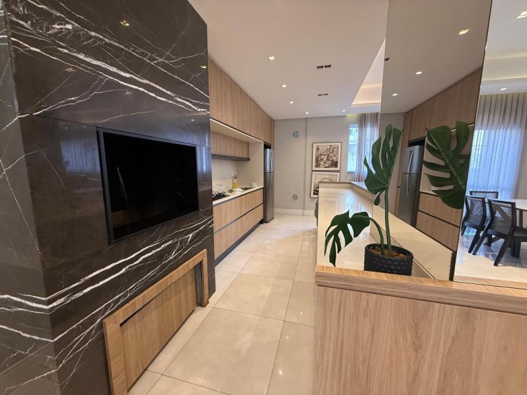 APARTAMENTO MOBILIADO EM ITAPEMA-SC