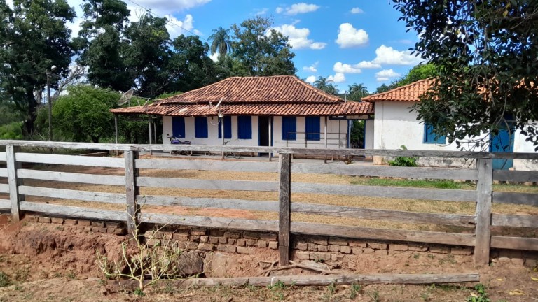 FAZENDA DE 1.000 HA EM MINAS GERAIS