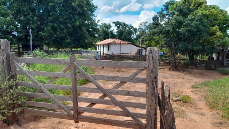 FAZENDA DE 1.000 HA EM MINAS GERAIS