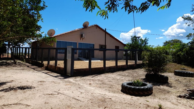 FAZENDA DE 1.740 HA NO TOCANTINS