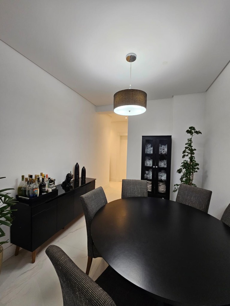 APARTAMENTO MOBILIADO EM ITAPEMA-SC