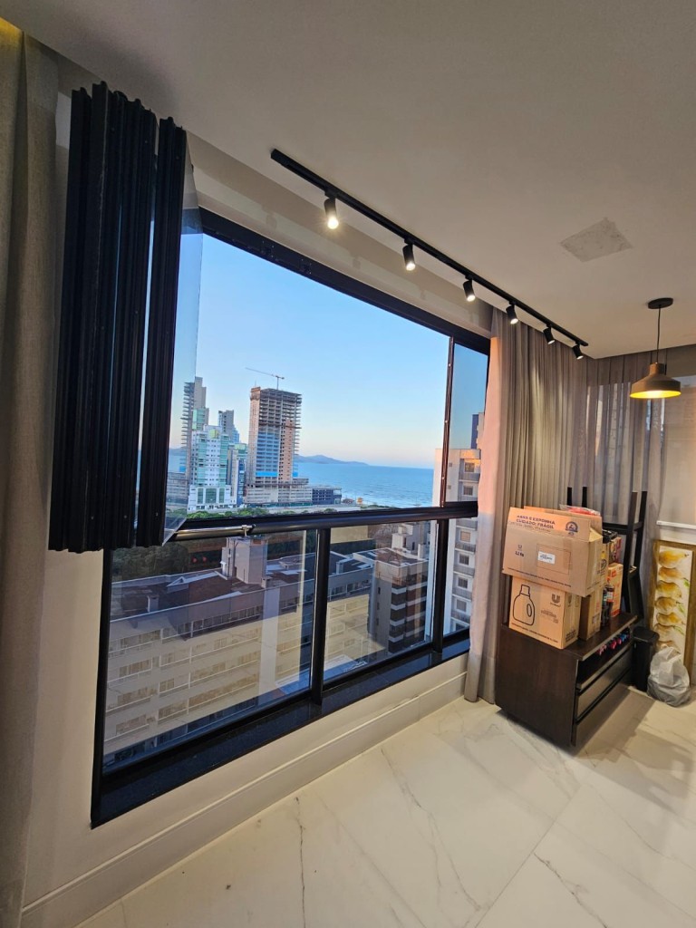 APARTAMENTO MOBILIADO EM ITAPEMA-SC