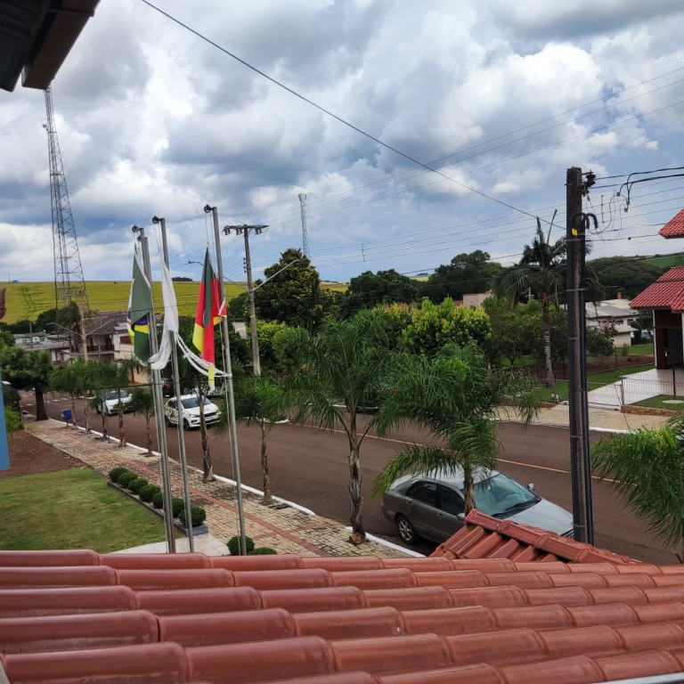 CASA DE 200 M² EM ENGENHO VELHO-RS