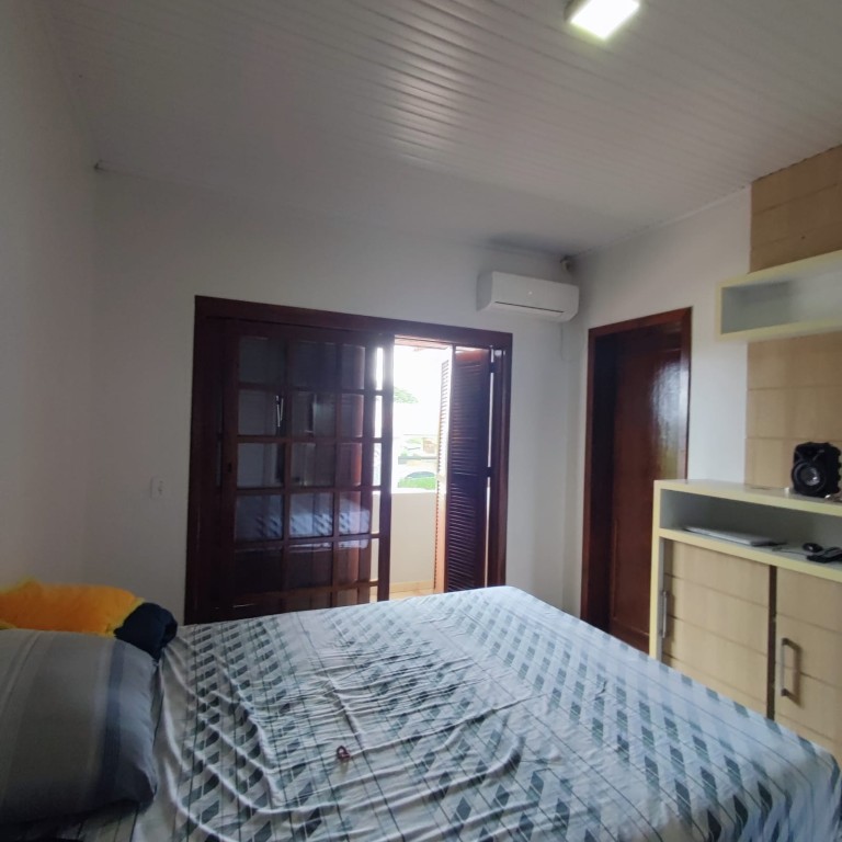 CASA DE 200 M² EM ENGENHO VELHO-RS