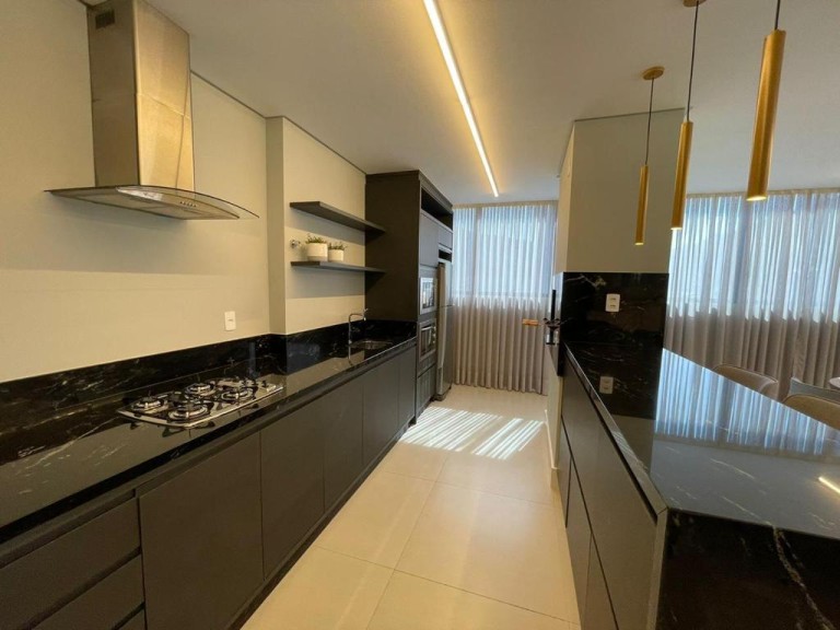 APARTAMENTO SEMI MOBILIADO EM ITAPEMA-SC