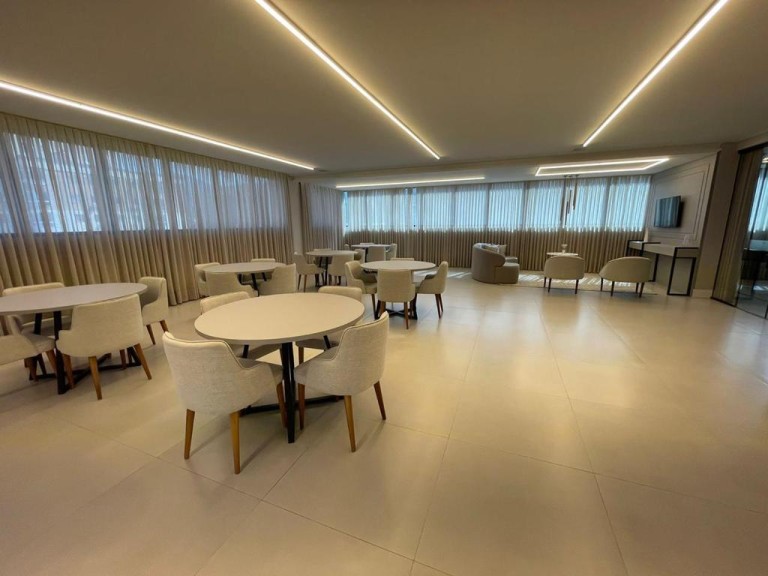 APARTAMENTO SEMI MOBILIADO EM ITAPEMA-SC