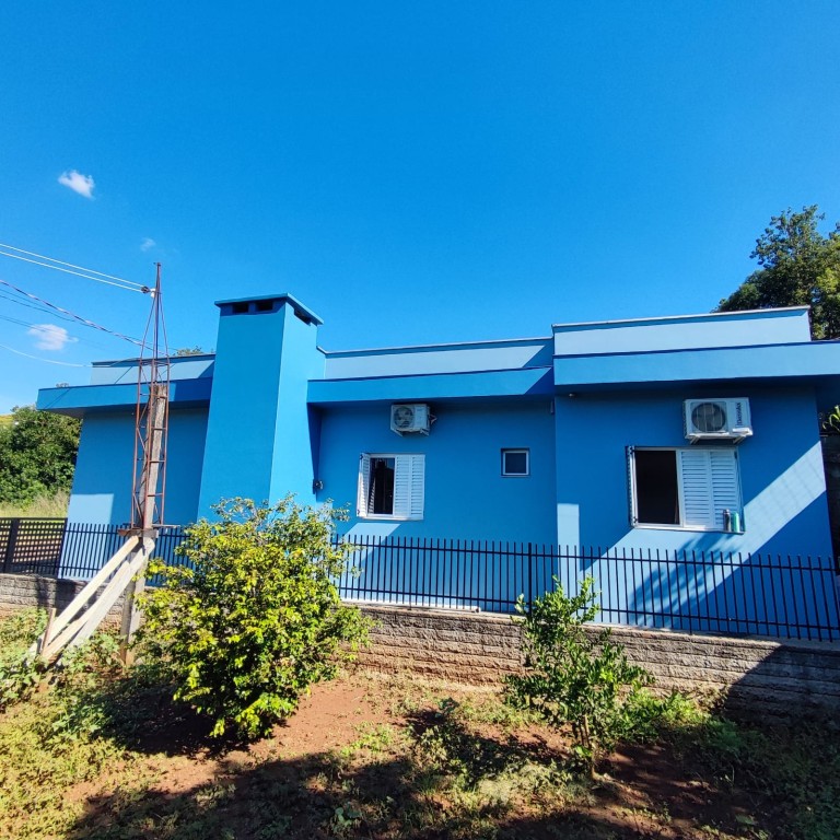 CASA DE 90 M² EM LIBERATO SALZANO-RS