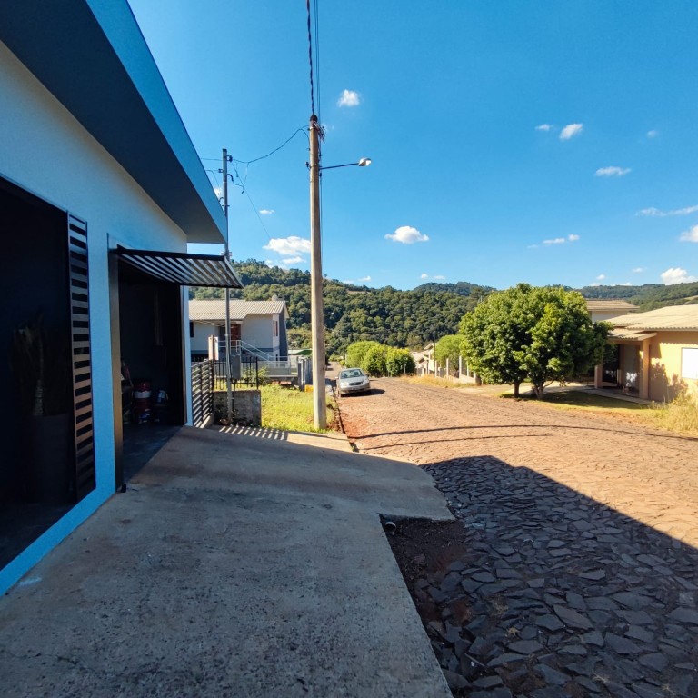 CASA DE 90 M² EM LIBERATO SALZANO-RS