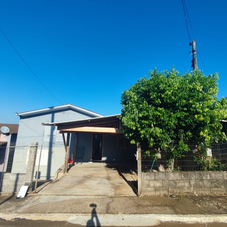 CASA DE 94 M² EM CONSTANTINA-RS