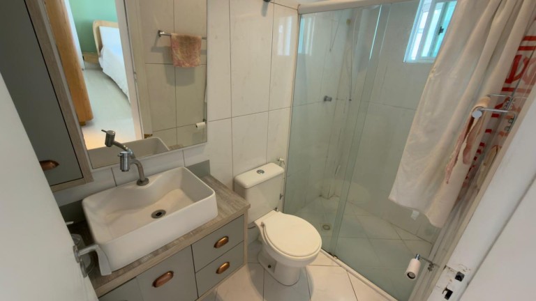 APARTAMENTO SEMI MOBILIADO EM PORTO BELO-SC