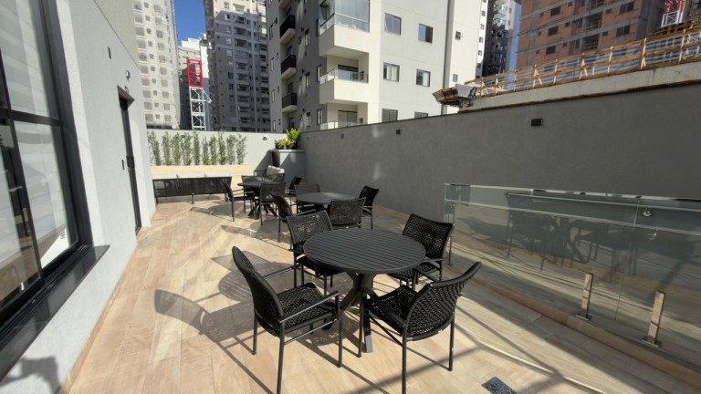 APARTAMENTO MOBILIADO EM ITAPEMA-SC
