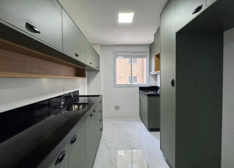 APARTAMENTO SEMI MOBILIADO EM ITAPEMA-SC