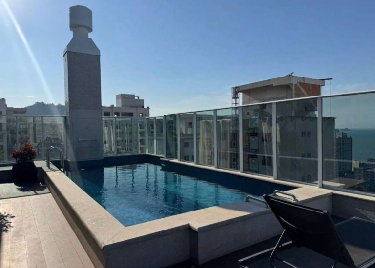 APARTAMENTO SEMI MOBILIADO EM ITAPEMA-SC