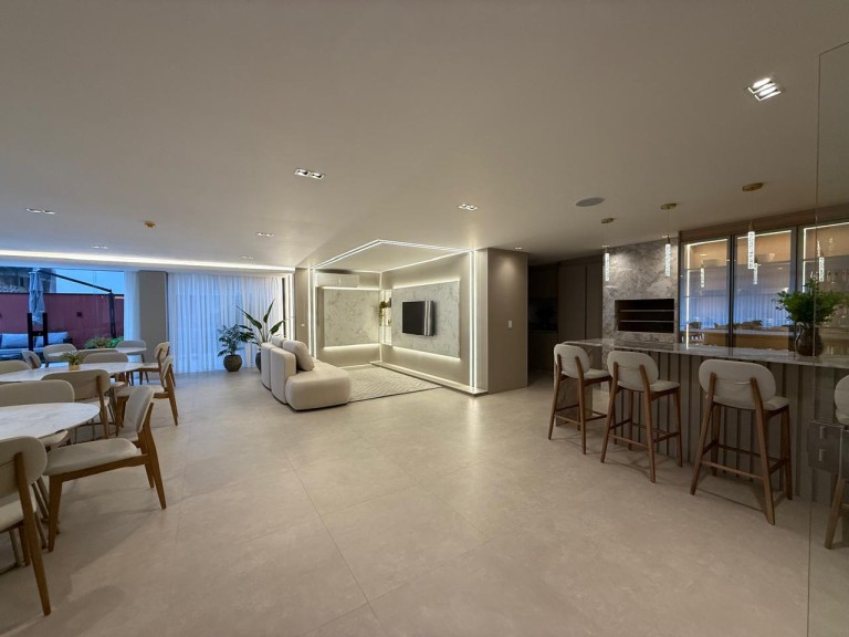 APARTAMENTO DE 70 M² EM ITAPEMA-SC