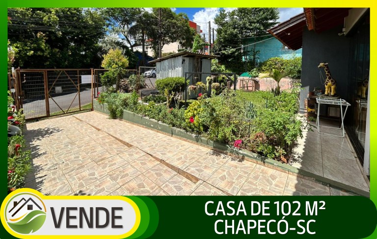 CASA DE 102 M² EM CHAPECÓ-SC