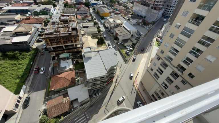 APARTAMENTO DE 70 M² EM ITAPEMA-SC
