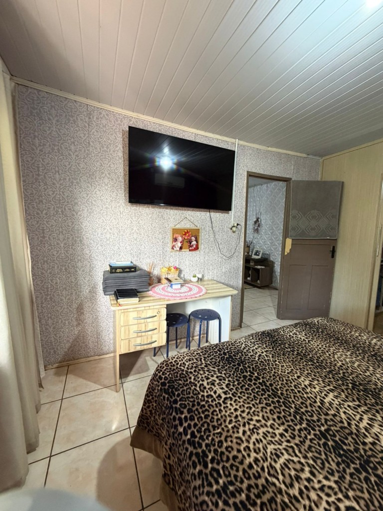 CASA DE 300 M² EM RONDA ALTA-RS