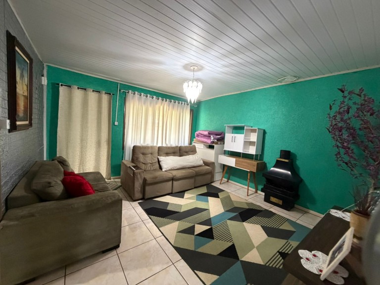 CASA DE 300 M² EM RONDA ALTA-RS