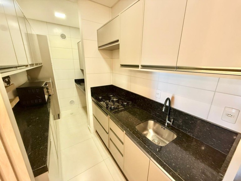 APARTAMENTO MOBILIADO EM ITAPEMA-SC