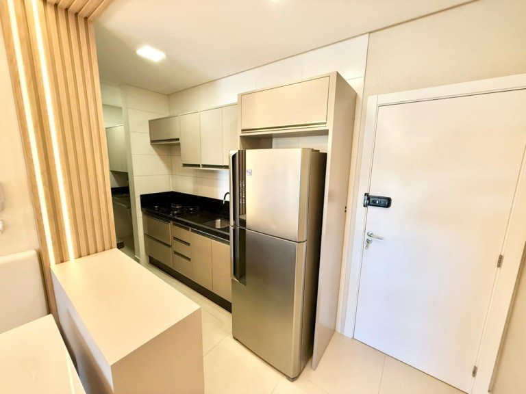 APARTAMENTO MOBILIADO EM ITAPEMA-SC
