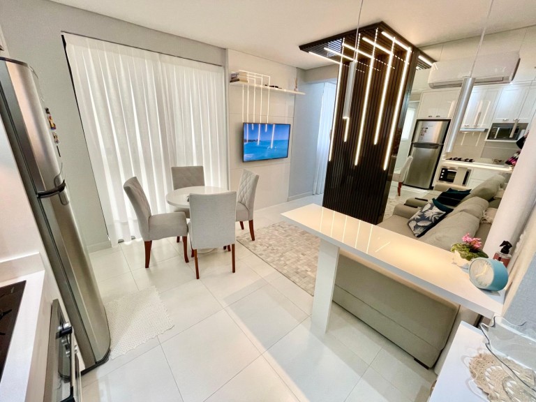 APARTAMENTO MOBILIADO EM ITAPEMA-SC