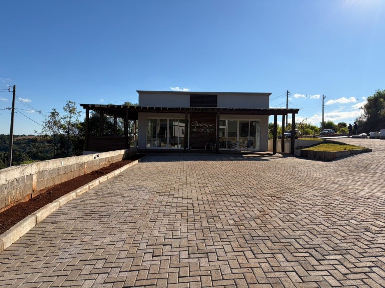 TERRENO EM CONDOMÍNIO RESIDENCIAL DE 459 M²