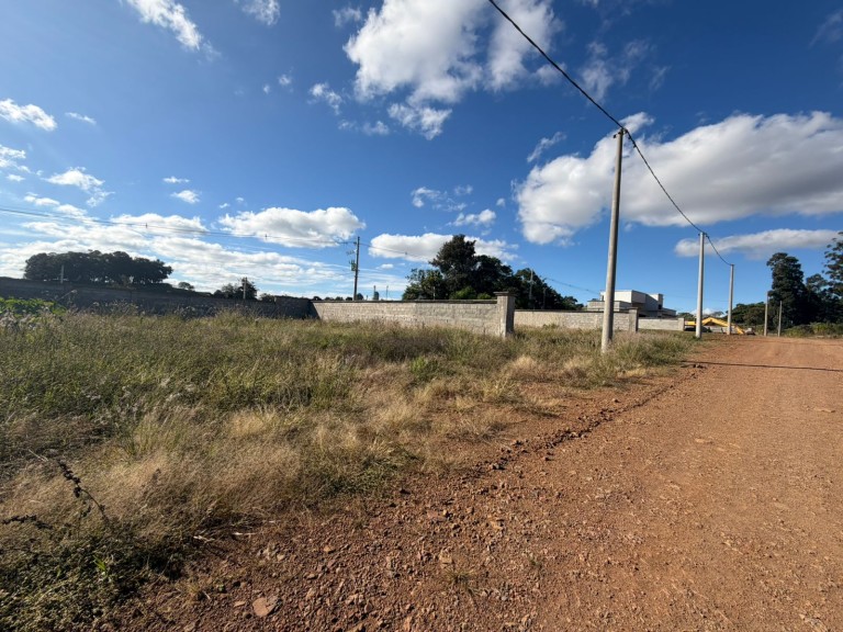 TERRENO EM CONDOMÍNIO RESIDENCIAL DE 459 M²