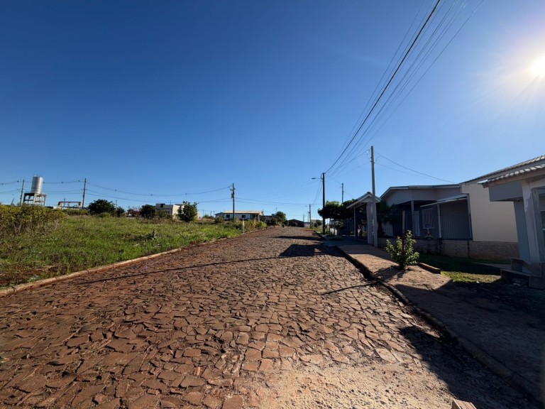 TERRENO DE 237 M² EM SARANDI-RS
