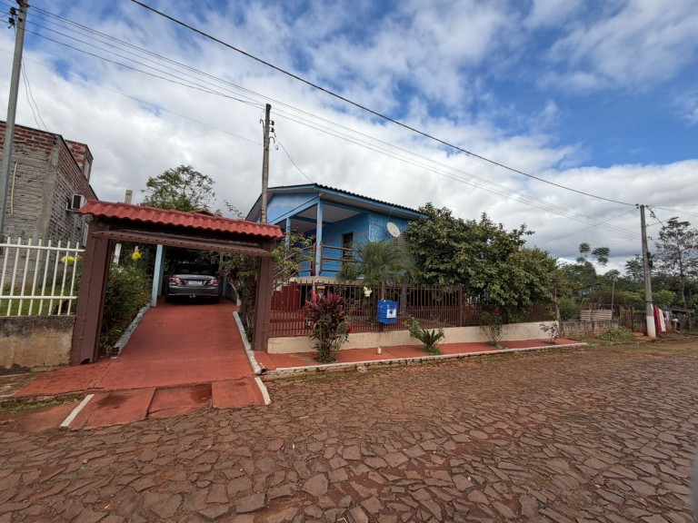 CASA DE 95,5 M² EM CONSTANTINA-RS
