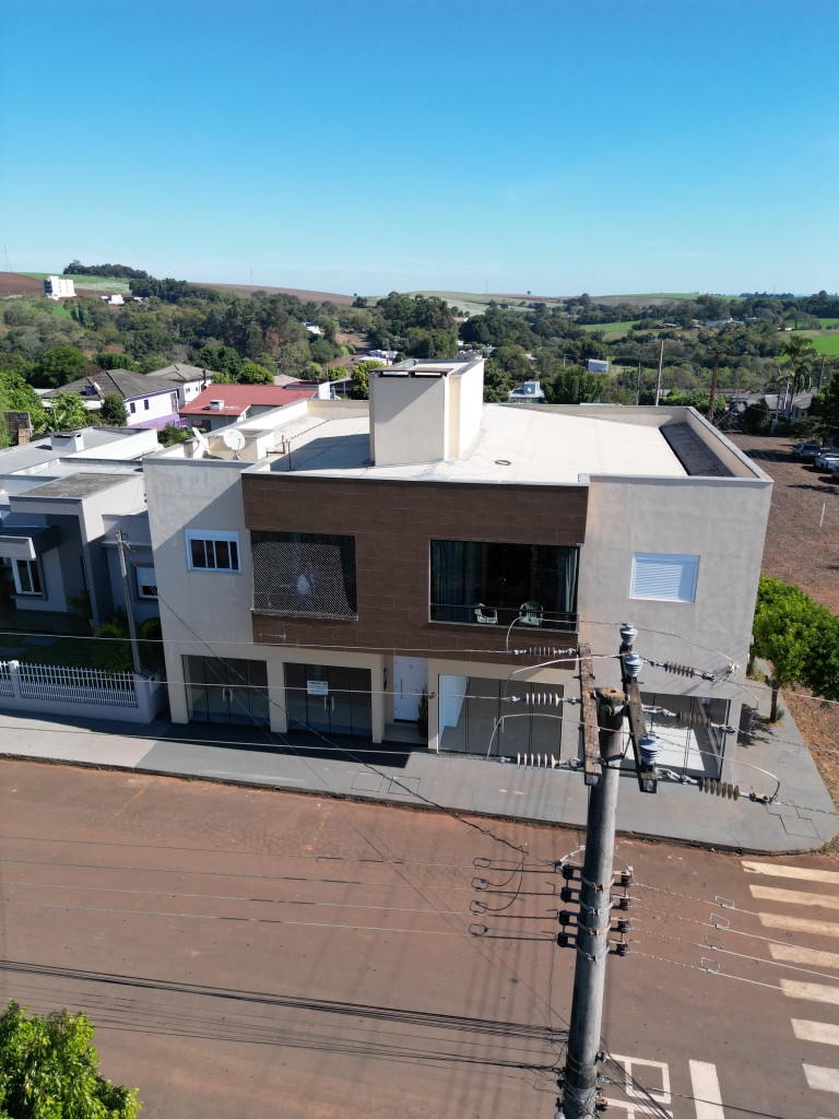 EDIFÍCIO DE 440 M² NO CENTRO DE CONSTANTINA-RS