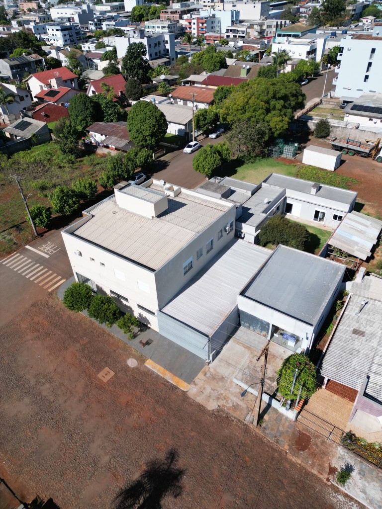 EDIFÍCIO DE 440 M² NO CENTRO DE CONSTANTINA-RS