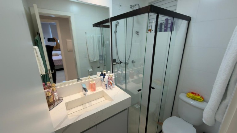 APARTAMENTO MOBILIADO EM ITAPEMA-SC